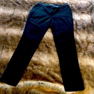 Straight leg/skinny pant